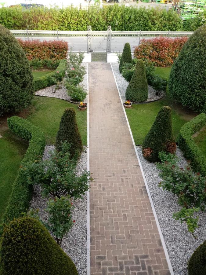 B&B Residence Il Ciliegio , Via Villa Superiore 93 Luzzara Suzzara Exterior foto