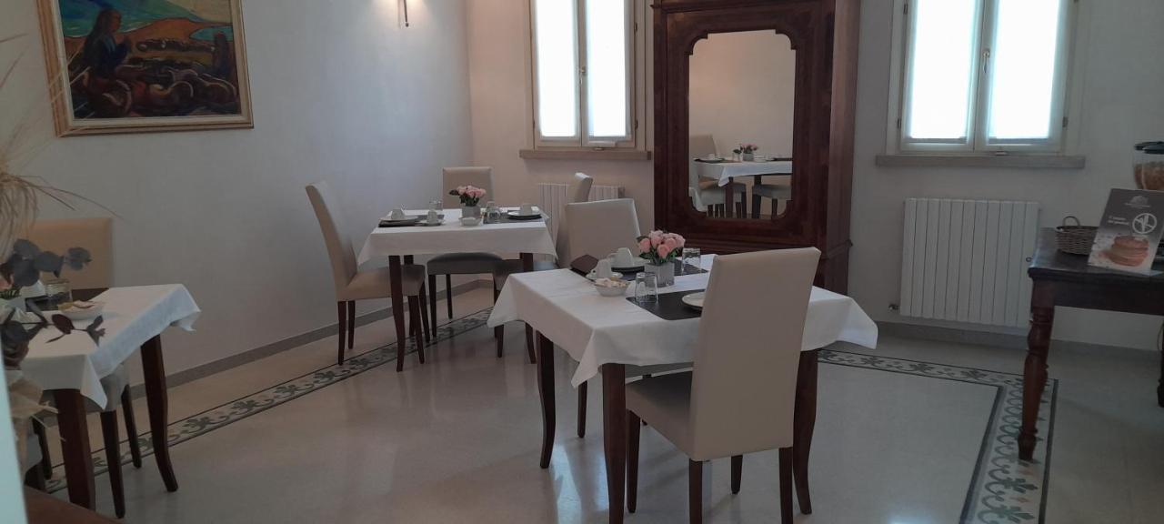 B&B Residence Il Ciliegio , Via Villa Superiore 93 Luzzara Suzzara Exterior foto