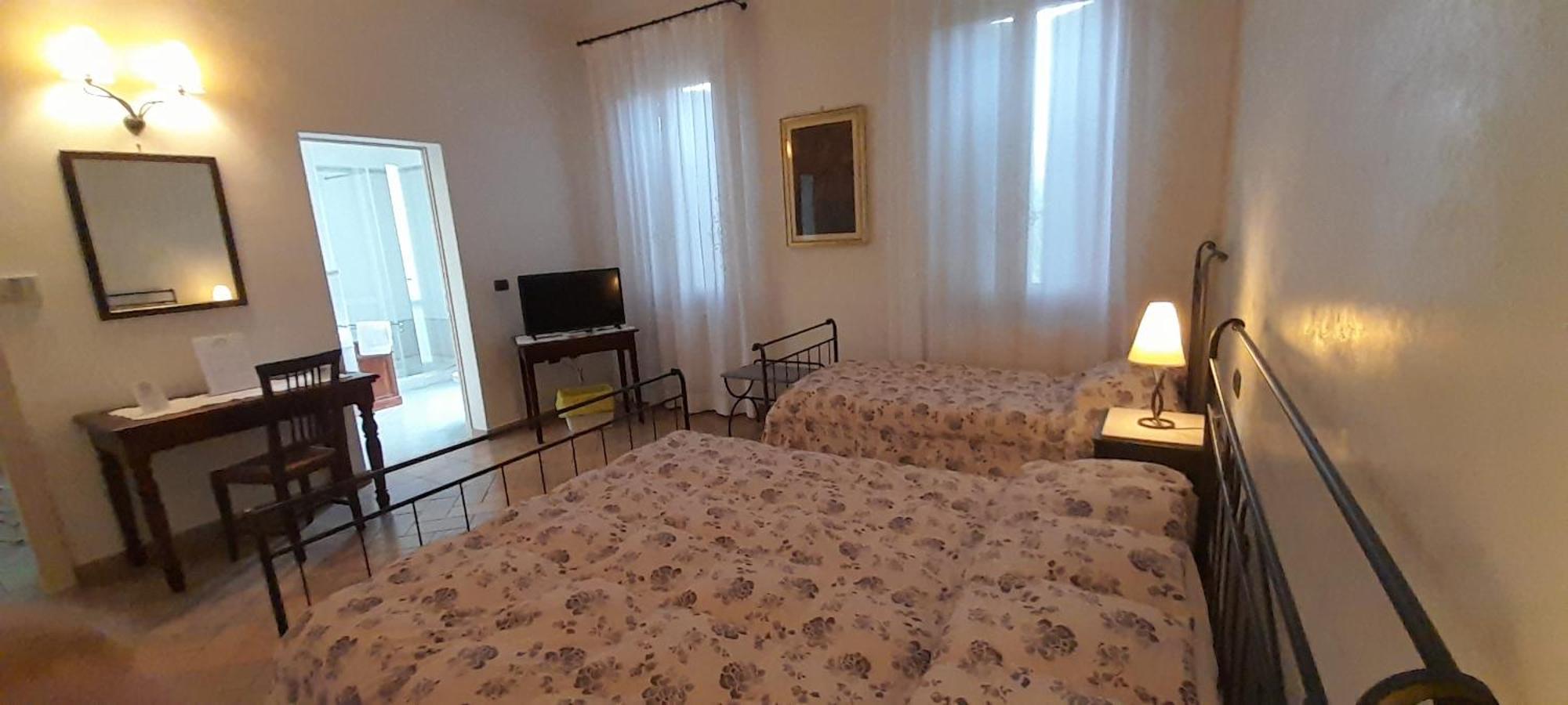 B&B Residence Il Ciliegio , Via Villa Superiore 93 Luzzara Suzzara Exterior foto
